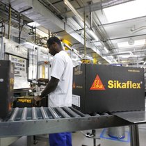 Die Geschäfte von Sika wuchsen 2023 und 2024 langsamer als im langjährigen Schnitt. Eine Belebung könnte aus Deutschland kommen. Die Aktie hat auf das Konjunkturpaket nicht reagiert.