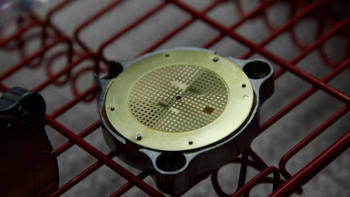 10 Audemars Piguet Zifferblatt Rohling.jpg