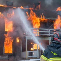 Brandschutz: «Niemand wartet einfach untätig auf die Feuerwehr, die vielleicht erst dann eintrifft, wenn das Gebäude bereits in Vollbrand steht.»