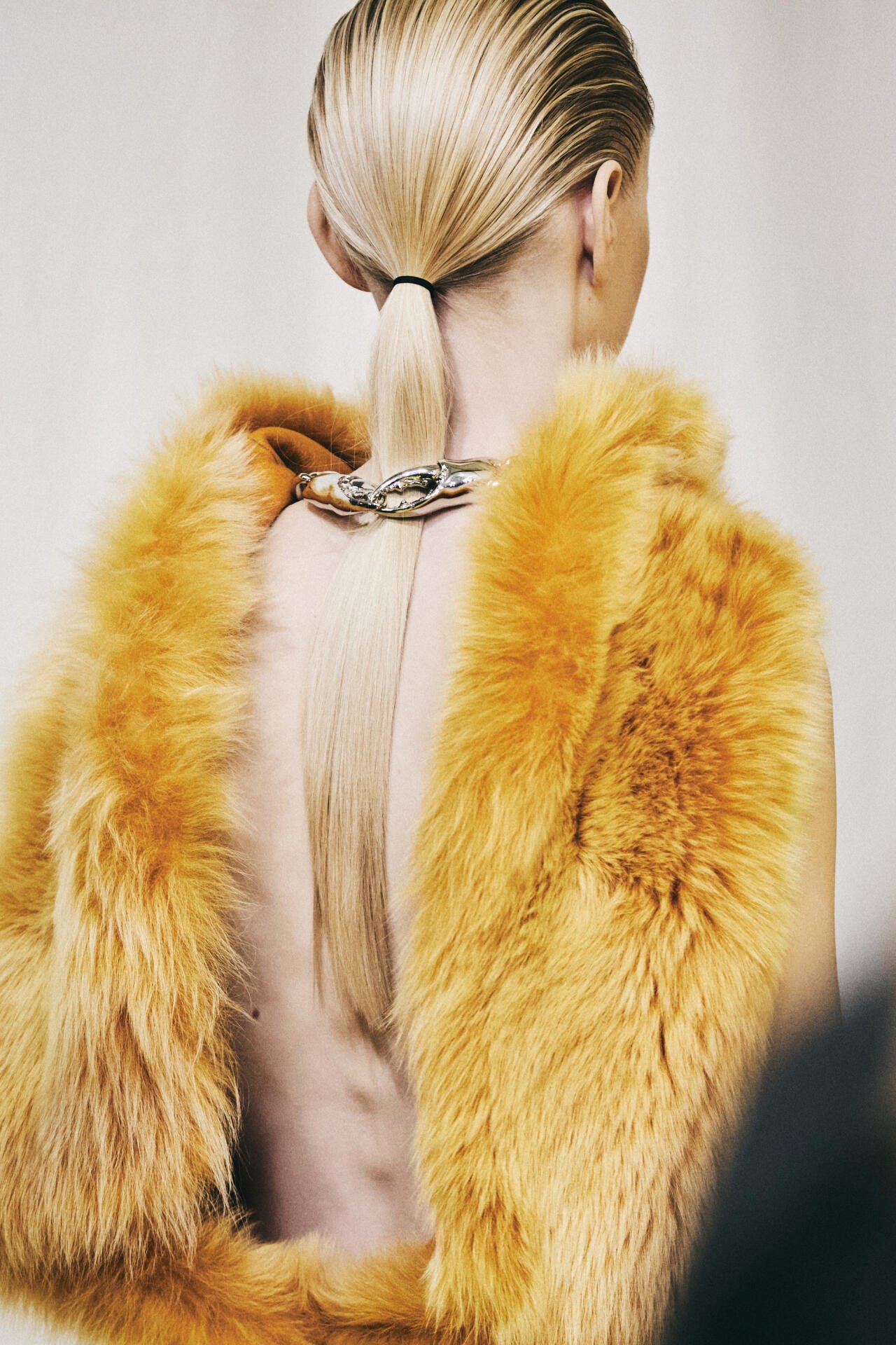 LOEWE FALL WINTER 2026 SHOW COLLECTION DETAILS 45.jpg