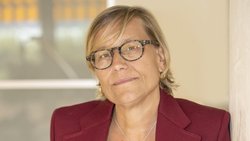 Bevor sie in die Uhrenbranche einstieg, war Christelle Rosnoblet im Familienunternehmen tätig, das im Einzelhandel aktiv ist.