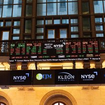 Blick auf eine Anzeigetafel der Börse in New York.
