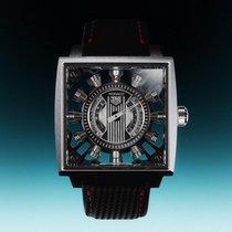 TAG Heuer bringt die Monaco Speed 12 heraus: Eine Uhr mit zwölf rotierenden Kolben, die die Stunden anzeigen.