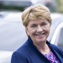 Bundespräsidentin Viola Amherd und die anderen Mitglieder des Bundesrates kommen auf eine Gesamtentschädigung von rund 1,1 Millionen Franken im Jahr.