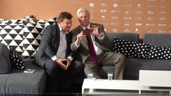 Bilanz-Redaktor Marc Kowalsky und Christoph Franz, Verwaltungsrats-Präsident von Roche.