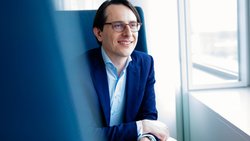 Frischer Wind: Der 35-jährige Jörg Duschmalé soll den Clan zukünftig im Verwaltungsrat von Roche vertreten.