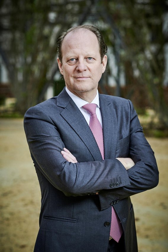 ... dem ehemaligen CEO Jos Dijsselhof ...