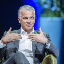 Der CEO der UBS, Sergio Ermotti anlaesslich des Swiss Media Forum vom Donnerstag, 23. Mai 2024im KKL in Luzern. (KEYSTONE/Urs Flueeler)