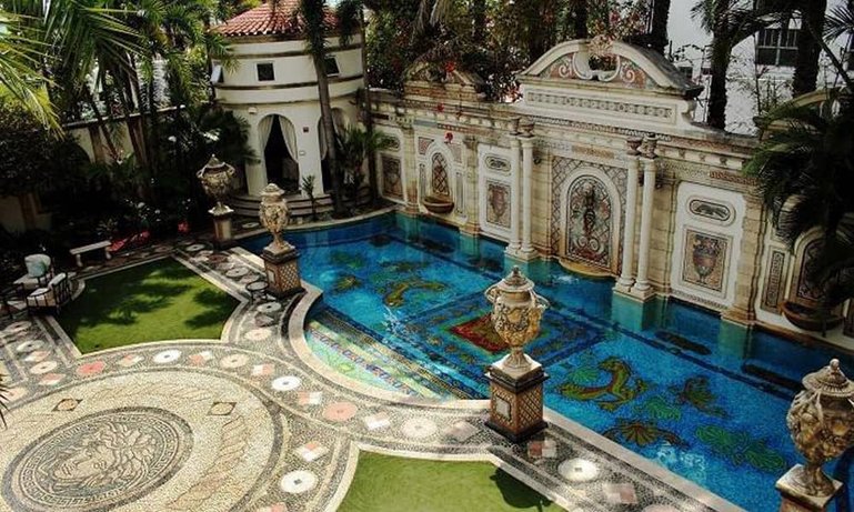 versace_mansion2.jpg