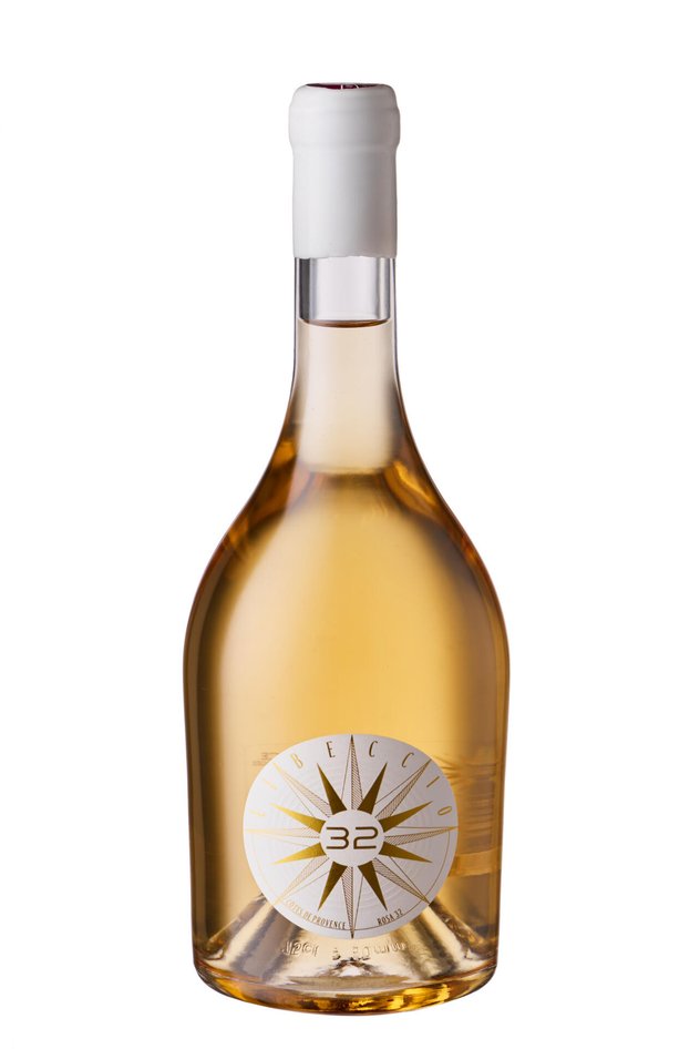 Rosa 32 Libeccio 2021 Rote Johannisbeere, Garrigue-Kräuter, Pink Grapefruit, Veilchen. Frisch und mineralisch, leicht salziger und sehr langer Abgang. Grosses Rosé-Kino für 55 Franken bei www.martel.ch