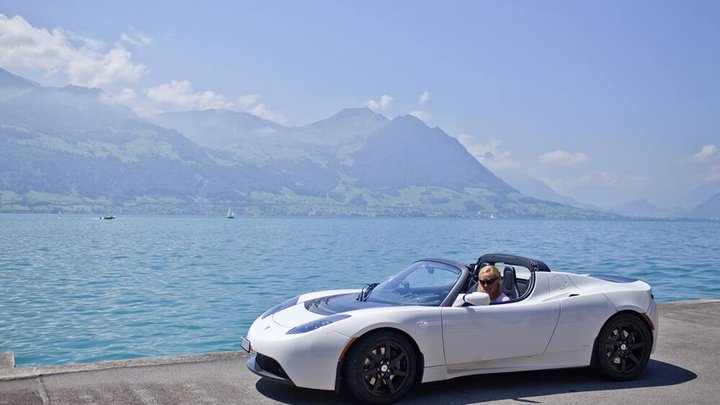 cabrio-01-tesla-schw.jpg