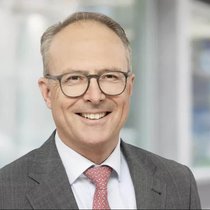 Matthias Reinhart ist Gründer, Präsident und Grossaktionär des VZ Vermögenszentrums.