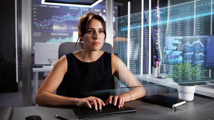 Algorithmen unterstützen Wirtschaftsprüferinnen beim Entdecken von Risiken.