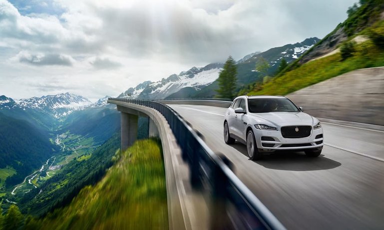 auto-neuheiten_8-jaguar-f-pace_1.jpg