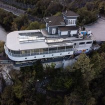 Christian Constantin möchte dem spektakulär gelegenen Kap San Martino am Luganersee neues Leben einhauchen.